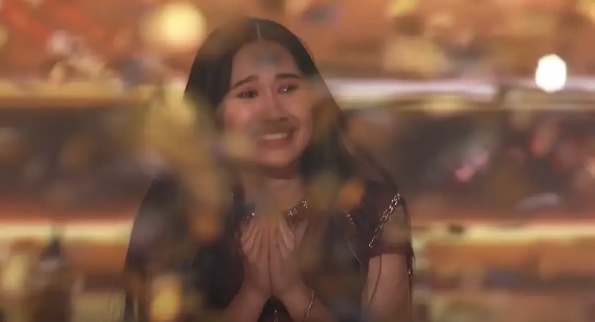 จากตลาดนาคา สู่เวทีใหญ่: เนเน่ รอยัล AGT และชัยชนะของร็อกสตาร์สาวไทย