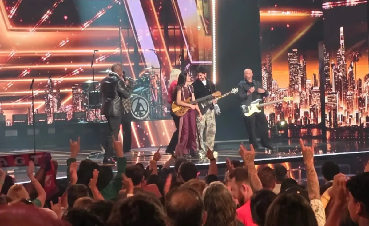 เนเน่ รอยัล กีตาร์สายฟ้าแห่งเวที AGT เขย่าโลกกับ Linkin Park