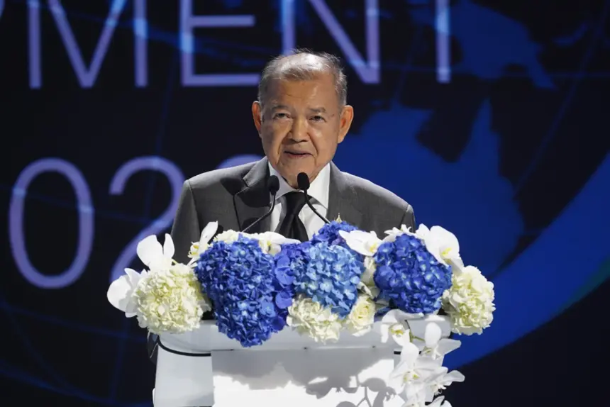 จัดเวทีการเงินโลกเพื่อก้าวสู่ศูนย์กลางเศรษฐกิจอาเซียน