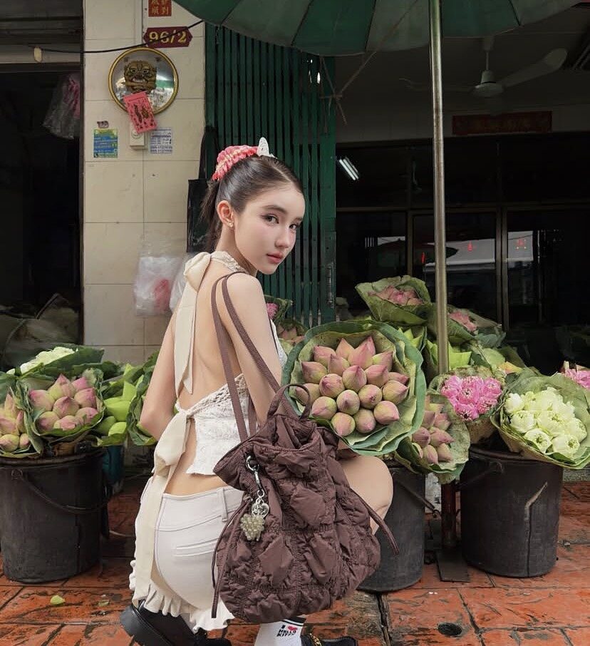 มาลัยรัดเกล้า เทรนด์ผมไวรัลที่ปลุกดอกไม้และเศรษฐกิจท้องถิ่น
