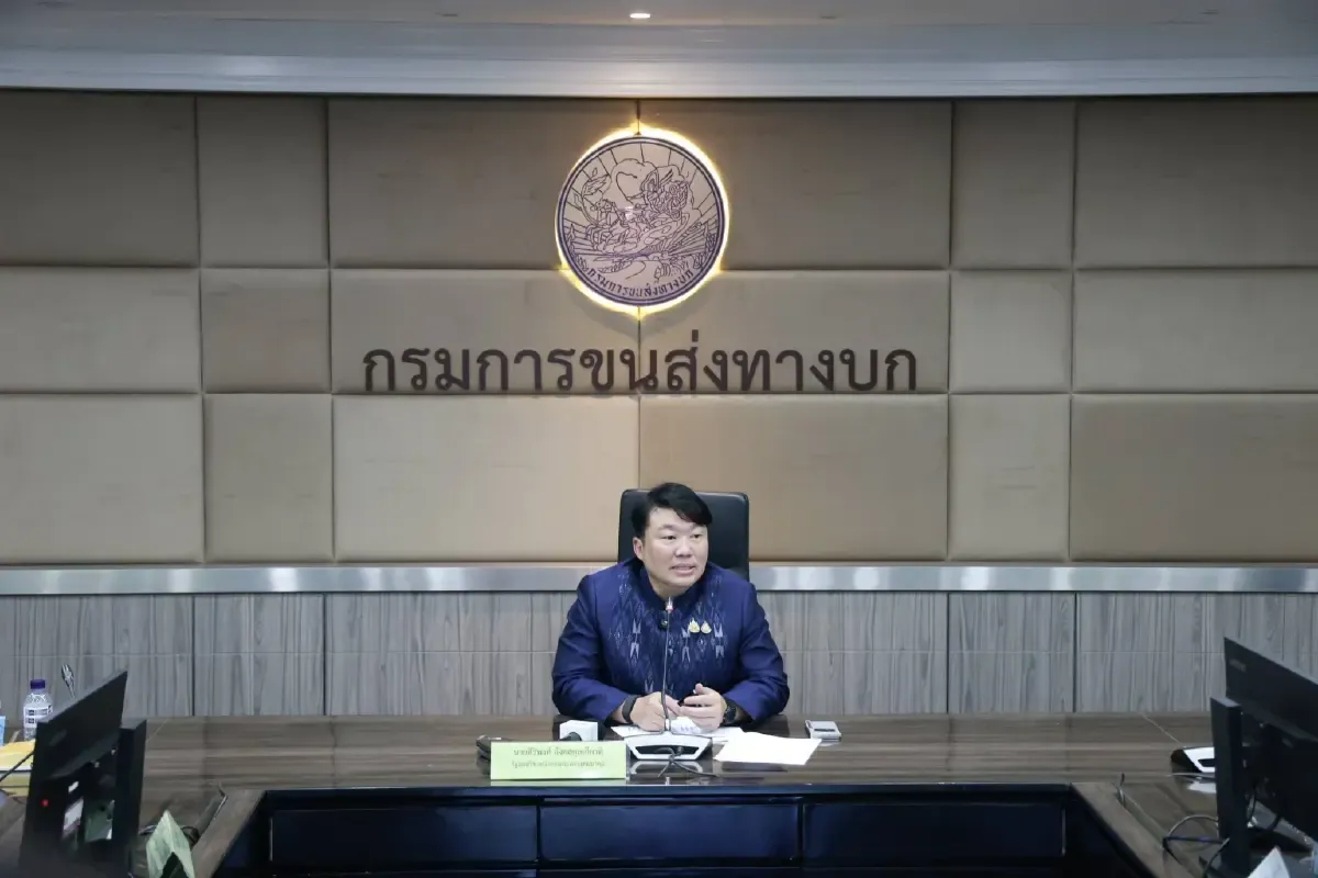 การคุมเข้มแอปเรียกรถยุคใหม่ สมุดพก App เปลี่ยนเกมคนขับและแพลตฟอร์ม
