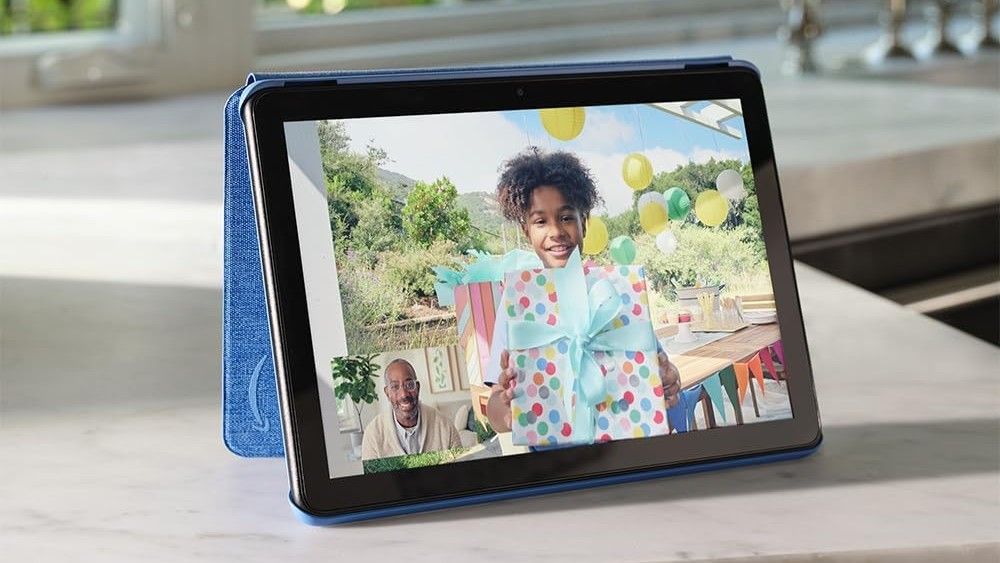 แท็บเล็ตราคาถูกชนเพดานลดราคา เปรียบเทียบ ALLDOCUBE, TCL NXTPAPER และ Fire HD