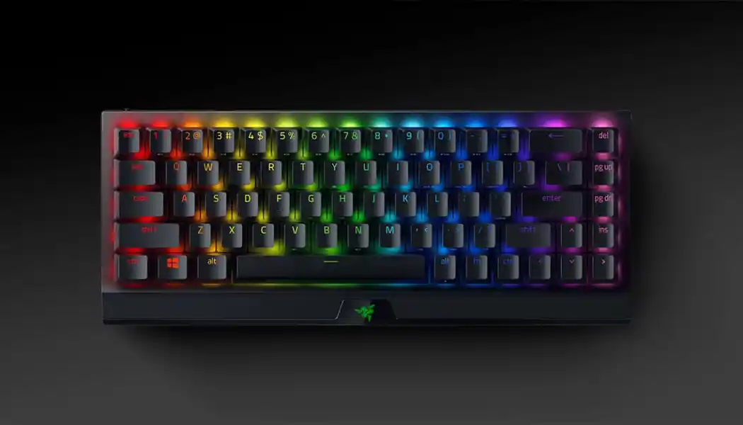 Razer Reclusa X Mini คีย์บอร์ด hot-swap 65% ที่ตั้งใจให้ใช้สนุกตั้งแต่วันแรก
