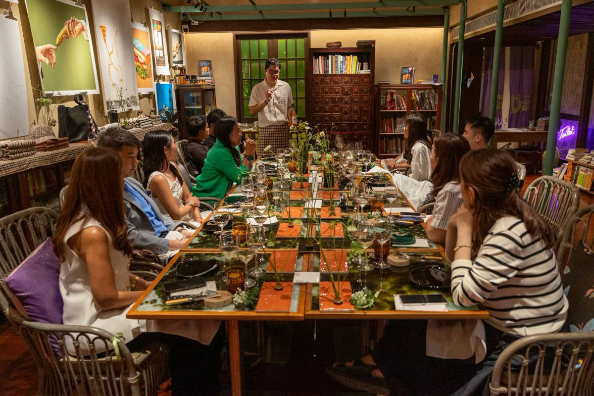 เชฟชื่อดังและดาราสตาร์ขับเคลื่อนประสบการณ์กินแบบคิวเรต
