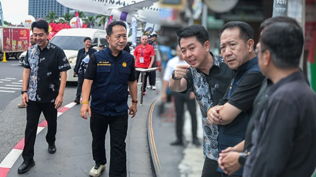 พัทยามาราธอนเดินหน้าฝ่าฝน สิ่งที่นักวิ่งต้องเตรียมก่อนปล่อยตัว