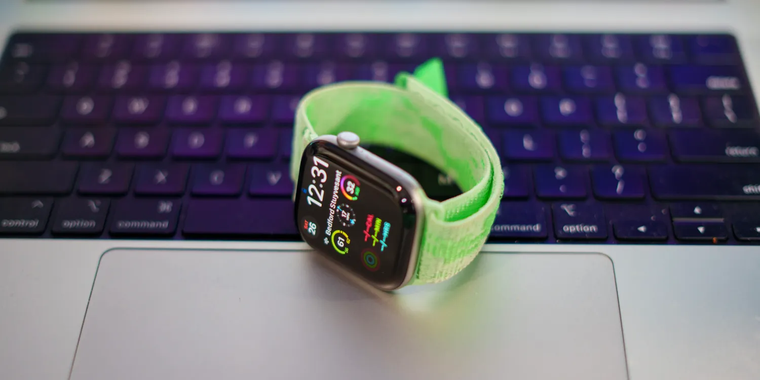 ทำไมสายรีวิวเทคโนโลยีถึงเทใจกลับมาใช้ Apple Watch Series 12 แทนฟิตเนสแทรคเกอร์