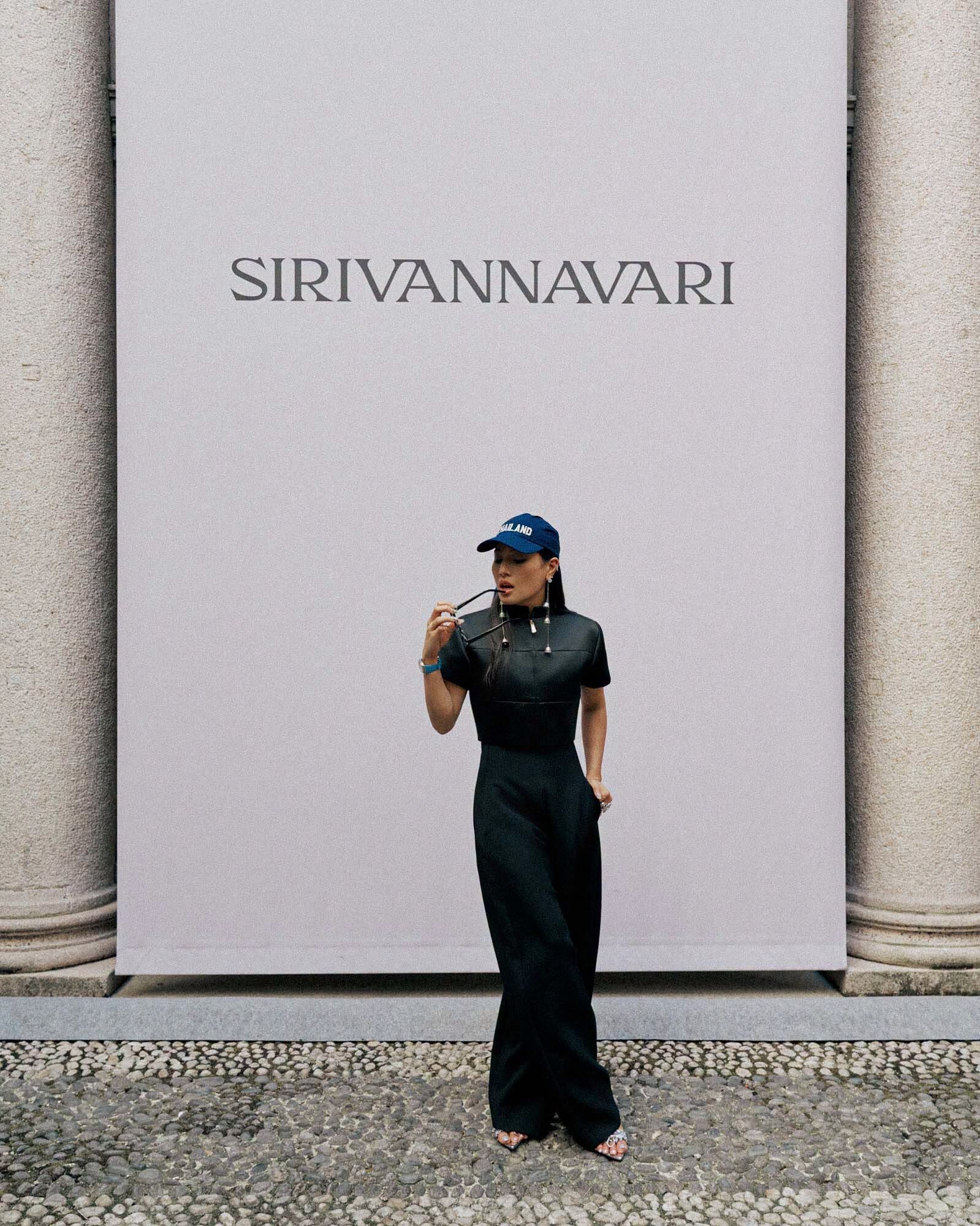 สมบัติอินเดียในมุมใหม่: SIRIVANNAVARI ปิดรันเวย์มิลานแฟชั่นวีค SS27