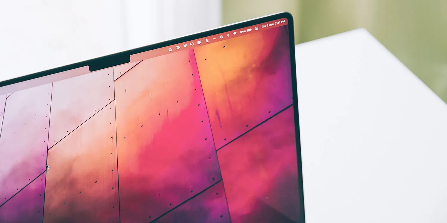 MacBook Pro OLED จอสัมผัส และ Dynamic Island ที่มือโปรรอคอย