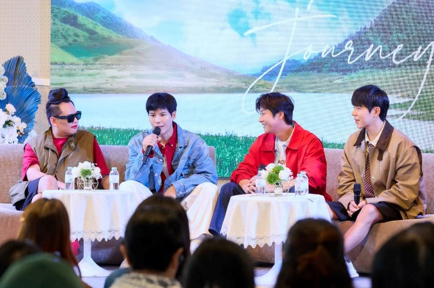 เมื่อความทรงจำขายได้: โฟโต้บุ๊กเซเลบริตี้และเมอร์ชสุดเอ็กซ์คลูซีฟ