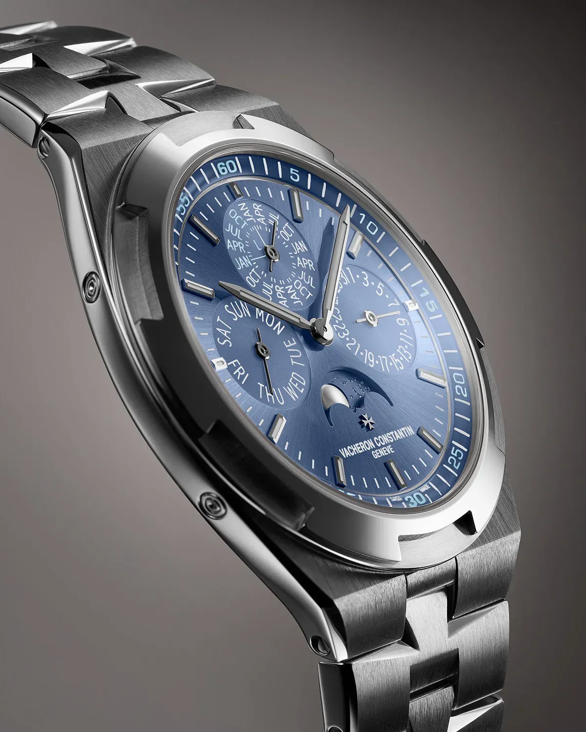 Overseas Perpetual Calendar Ultra-Thin ไอคอนสปอร์ตสุดหรูยุคใหม่