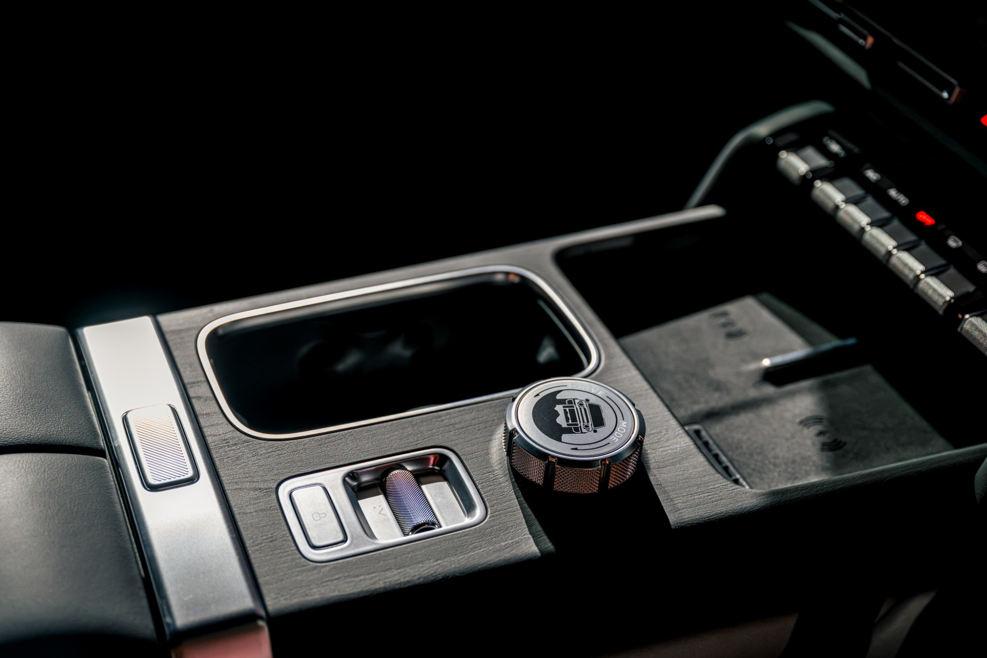 iCAUR V27 REEV SUV Range-Extender ใต้ล้านที่เขย่าตลาดไฟฟ้า