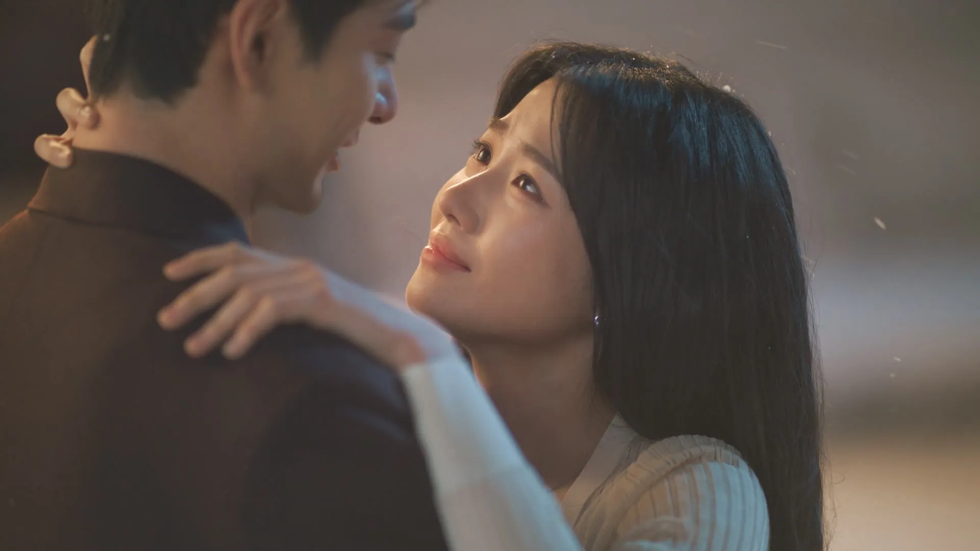 Love Between Lines ความรักบนเส้นเรื่องกับจุดหักเหหัวใจในตอนที่ 20-28