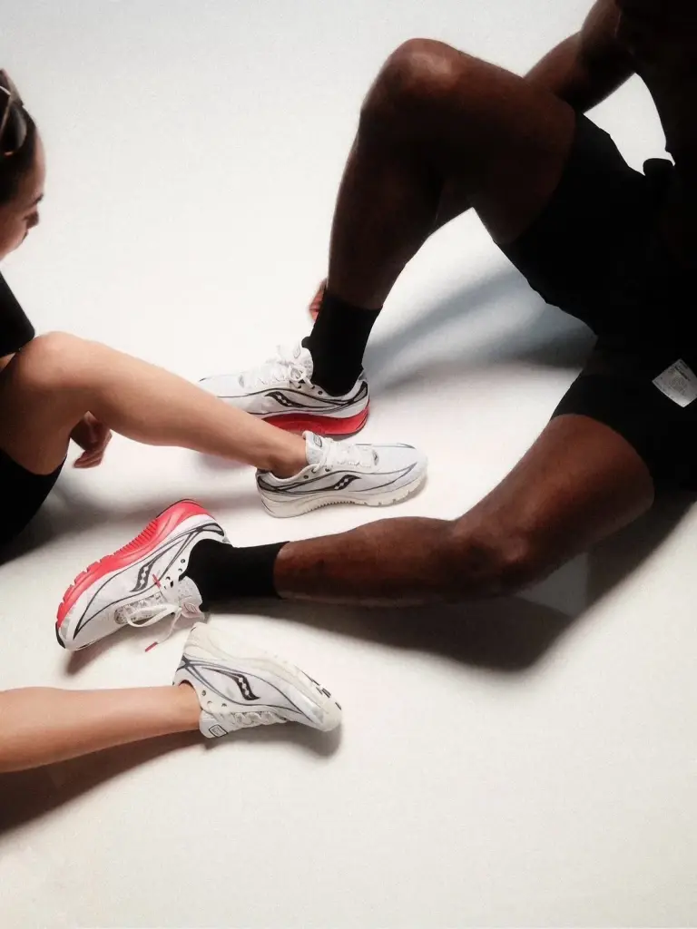สนีกเกอร์ Saucony การคืนชีพของแบรนด์รองเท้า Heritage ในยุคใหม่