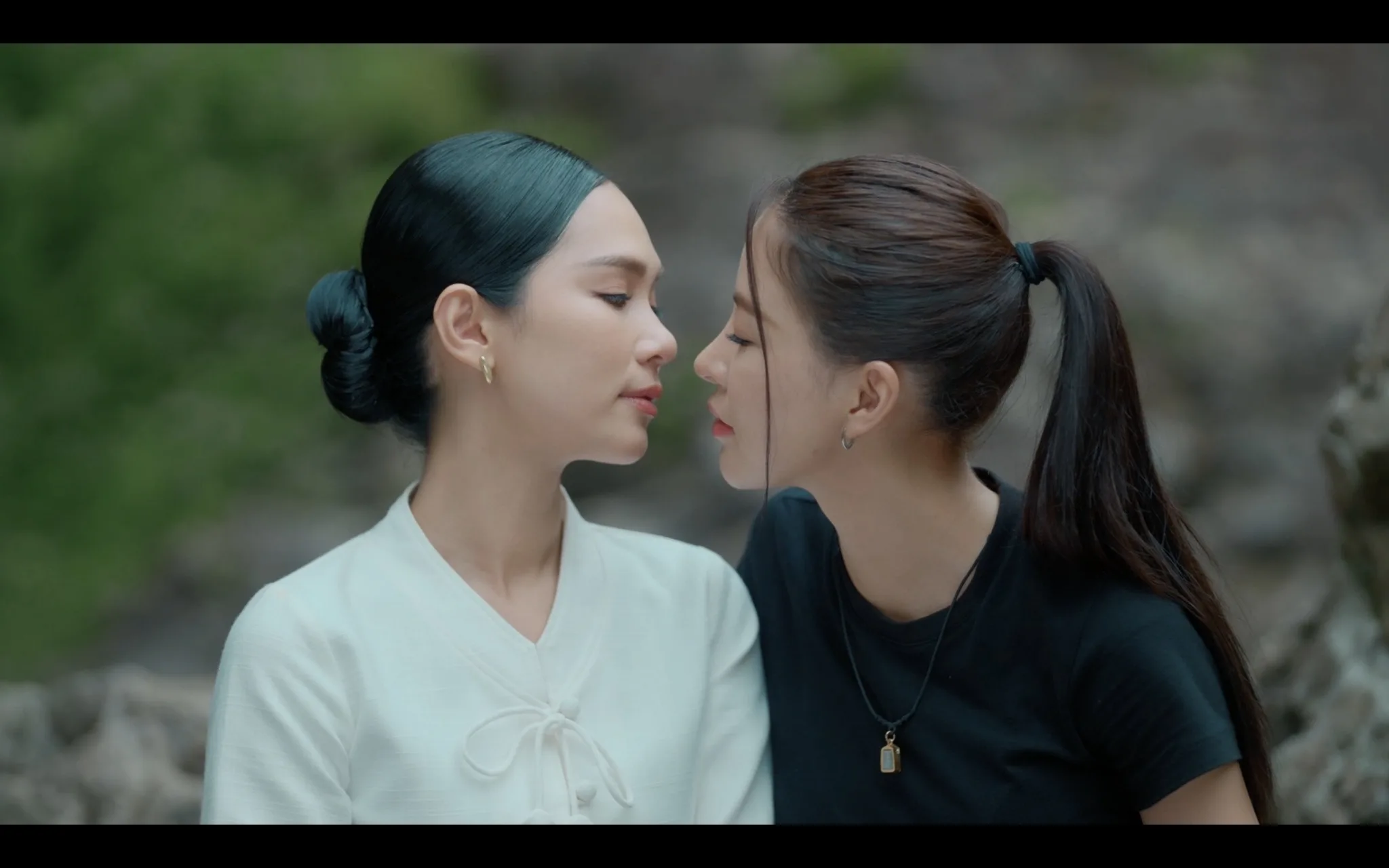 ข่มขลัง ตอนที่ 4 ทะยานขึ้นอันดับหนึ่ง เพราะเคมีรักคู่หลักกำลังพุ่ง
