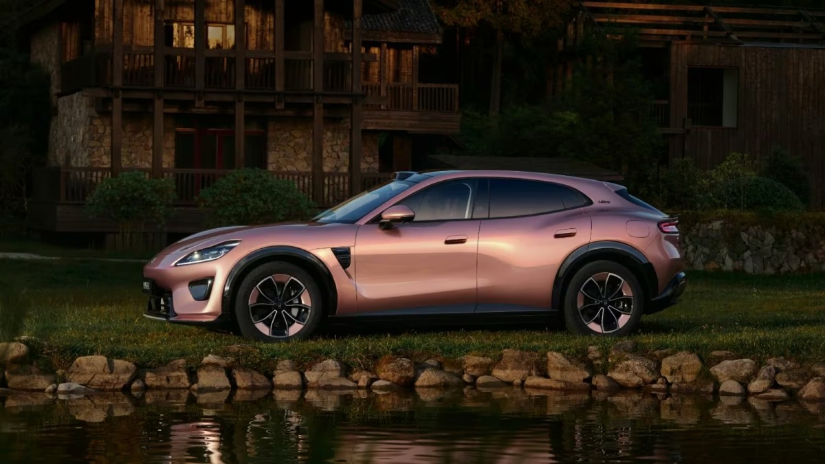 Luxeed RX SUV ไฟฟ้าพรีเมียม พันธมิตร Chery–Huawei ชน Xiaomi เต็มข้อ