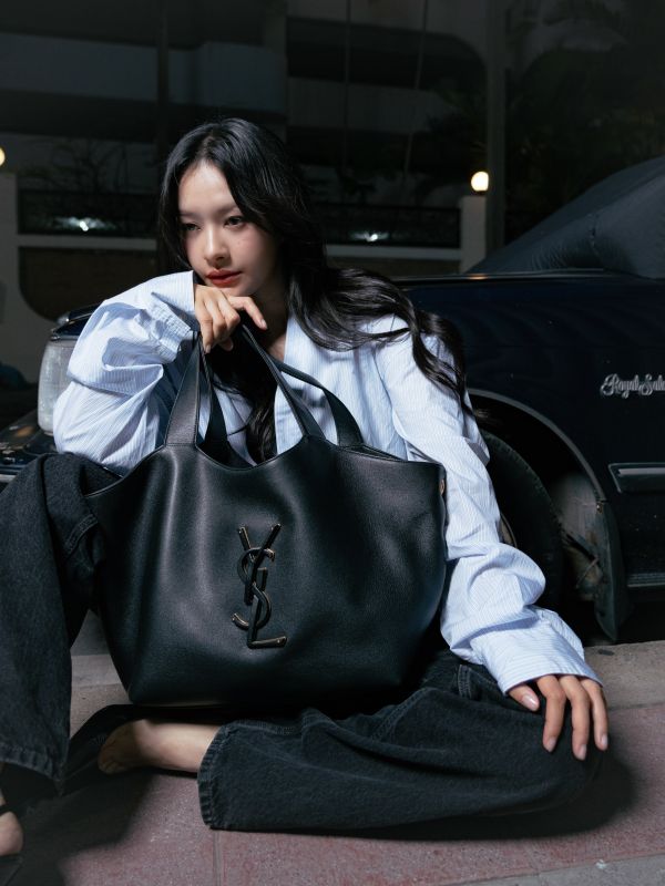 จากฟร้อนท์โรว์สู่แบรนด์แอมบาสเดอร์ เส้นทางใหม่ของมิ้ลค์ พรรษาในโลก Saint Laurent
