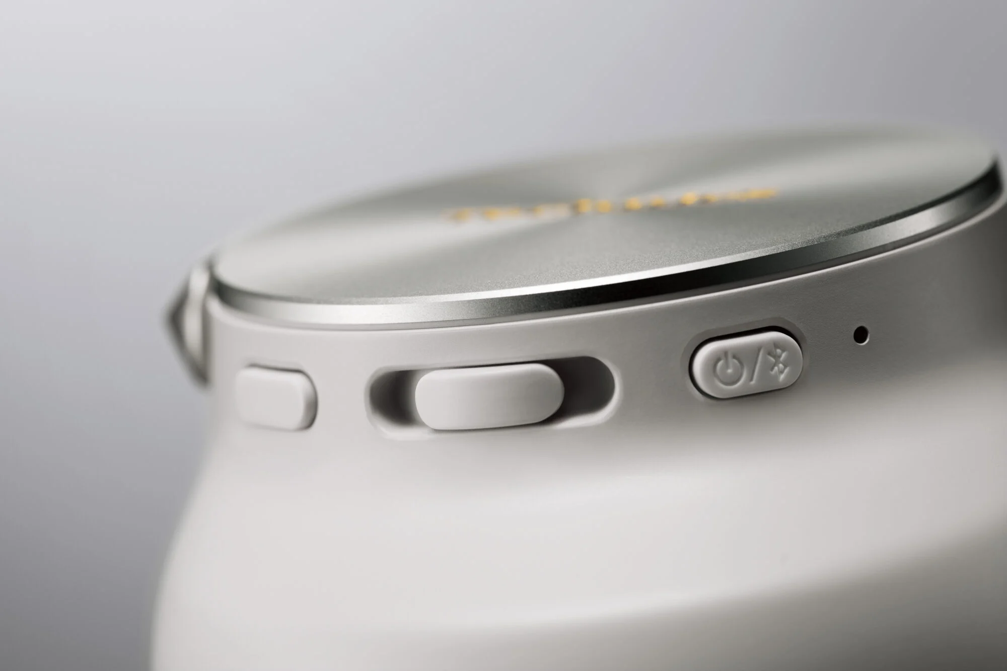 รีวิว Technics EAH-A1000 หูฟังไร้สายระดับไฮไฟที่กล้าเทียบรุ่นมีสาย