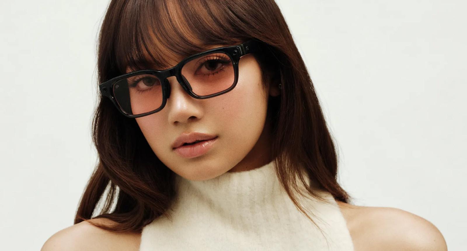 เมื่อ ลิซ่า ทำให้สมาร์ทแว่นแฟชั่นกลายเป็นไอเท็มต้องมีของยุค AI