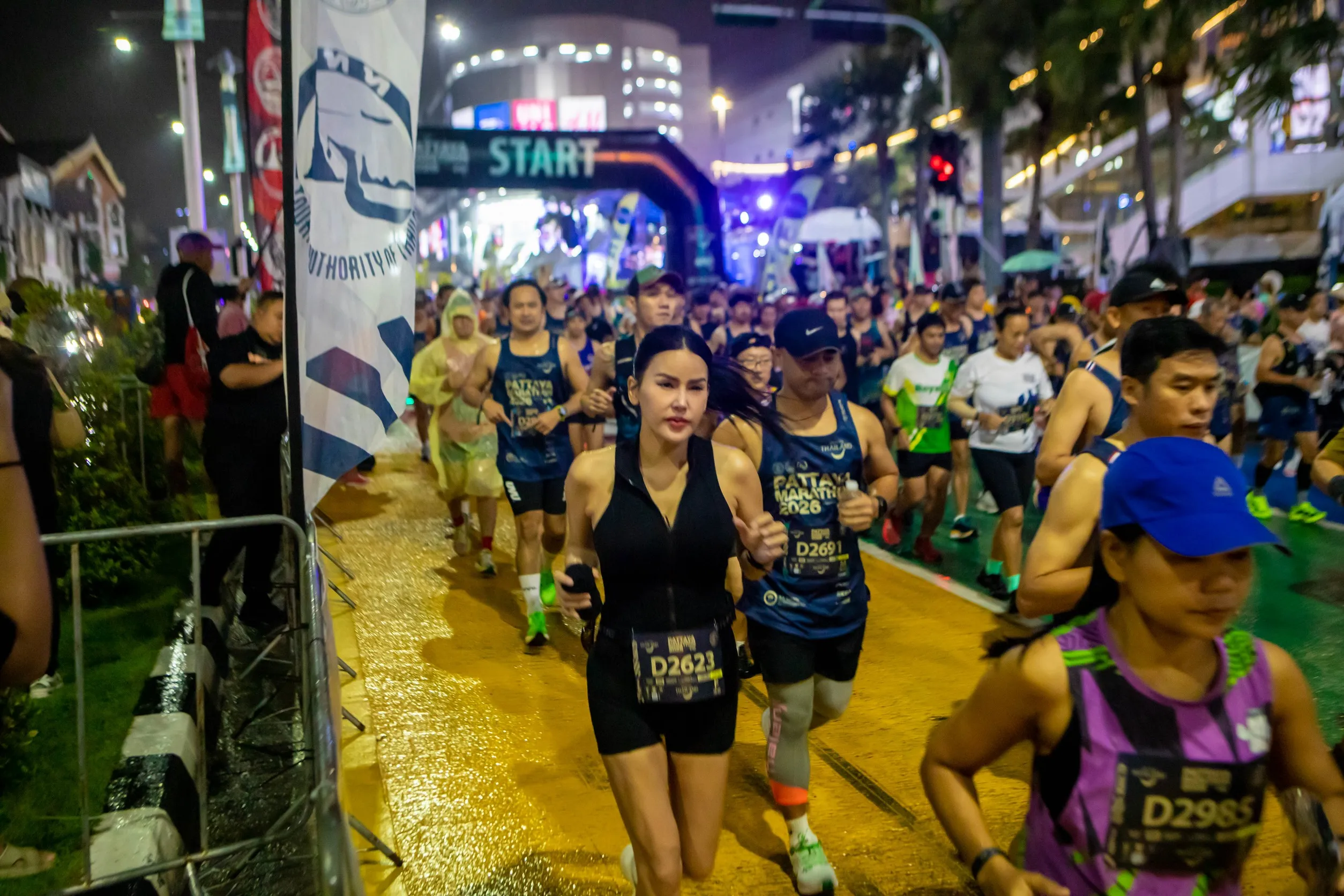 21,727 นักวิ่ง ฝ่าสายฝนร่วมมหกรรมวิ่งเมืองพัทยา