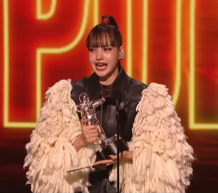 ลิซ่า MTV VMAs กับชัยชนะ Best Pop และโชว์ที่โลกพูดถึง