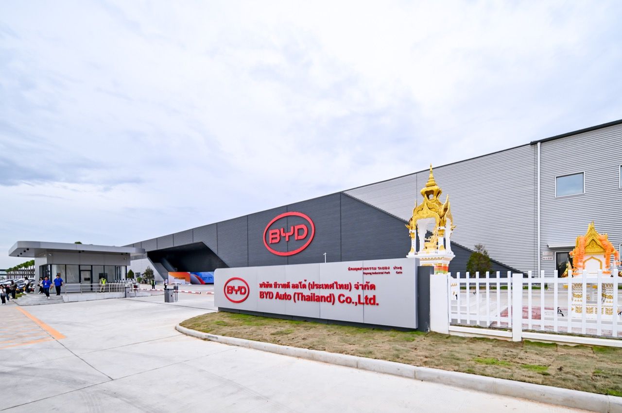 BYD ครบ 100,000 คัน: เจ้าของรถได้อะไรจากโรงงานใหญ่