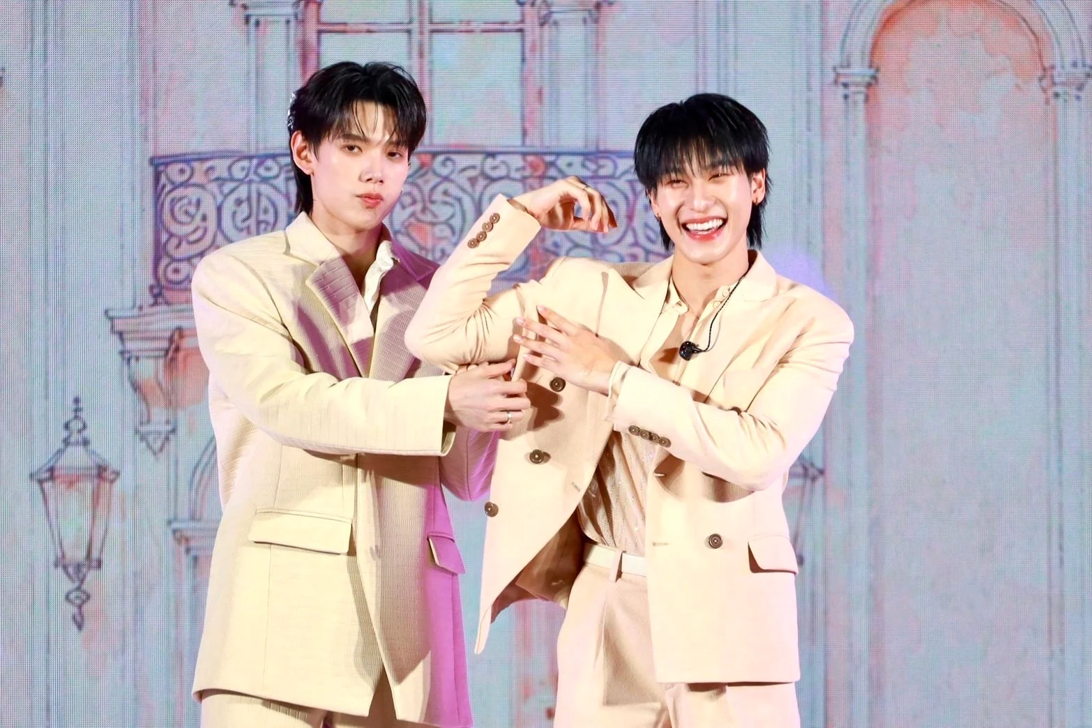 เมื่อ Beauty Innovation จับมือพลังคนดัง เปิดฉาก Hair Story