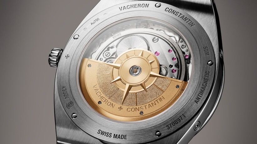 Overseas Perpetual Calendar Ultra-Thin ไอคอนสปอร์ตสุดหรูยุคใหม่