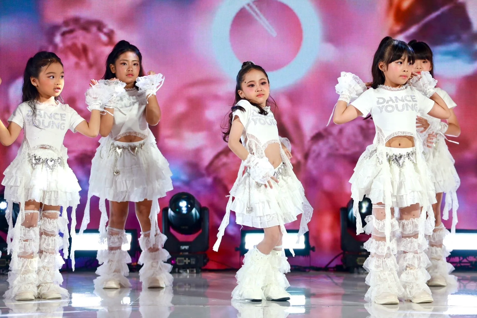 เมื่อ Beauty Innovation จับมือพลังคนดัง เปิดฉาก Hair Story