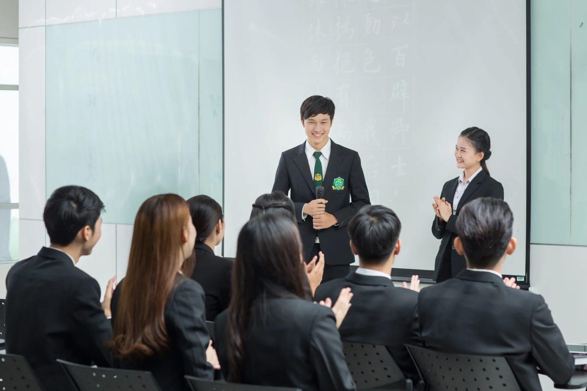 ทักษะที่บริษัทต้องการจริงในยุค AI ทำงานได้ทันทีไม่ตกงาน