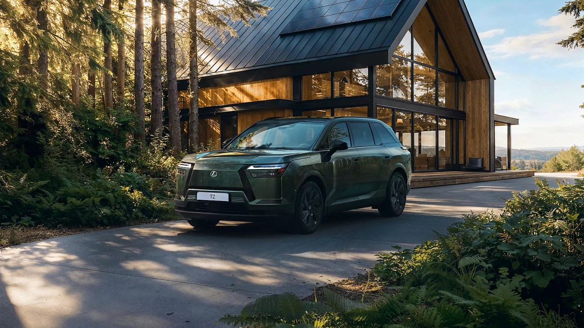 เจาะลึก Lexus TZ รถ SUV ไฟฟ้า 3 แถว กับเกมราคาหรูแบบเข้าถึงได้