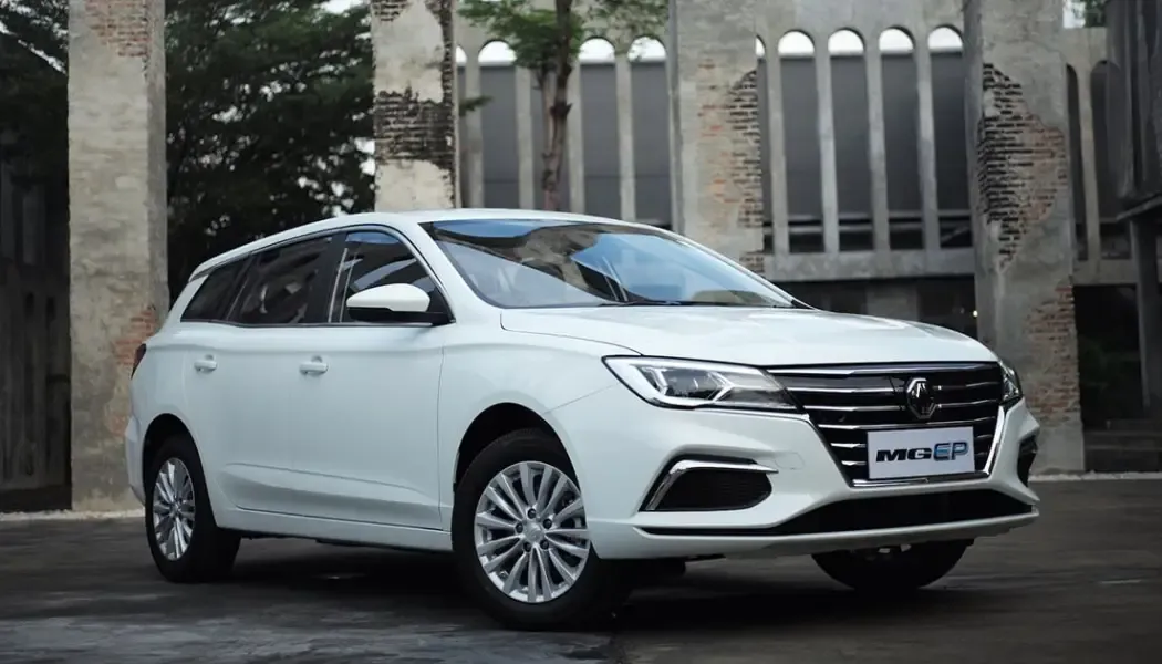 หรูหราใหม่ MPV ขุมพลัง REEV เบาะหมุน 180 องศา ระยะวิ่ง 1,000 กม.