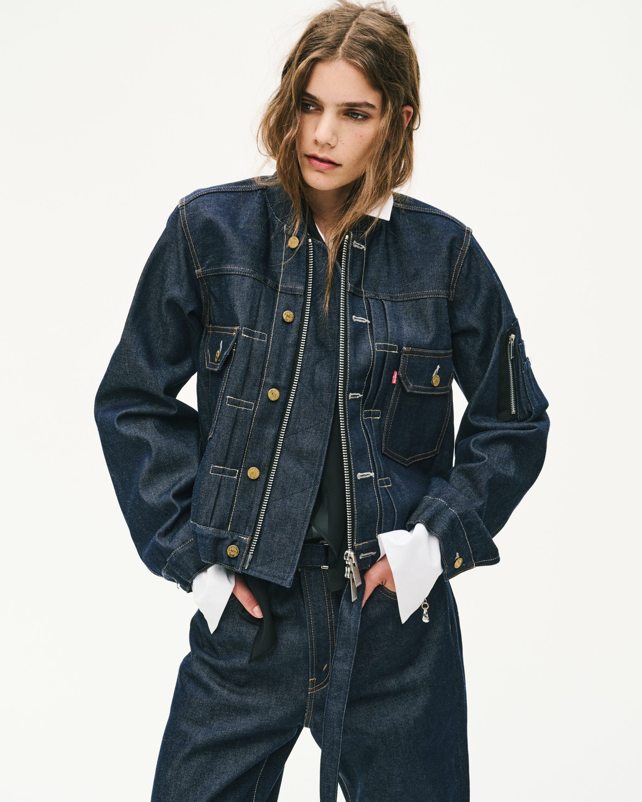เดนิมถอดแบบสู่ไฮแฟชั่น Levi’s x sacai ครั้งที่ 3 ที่รื้อโครงสร้างแล้วประกอบใหม่