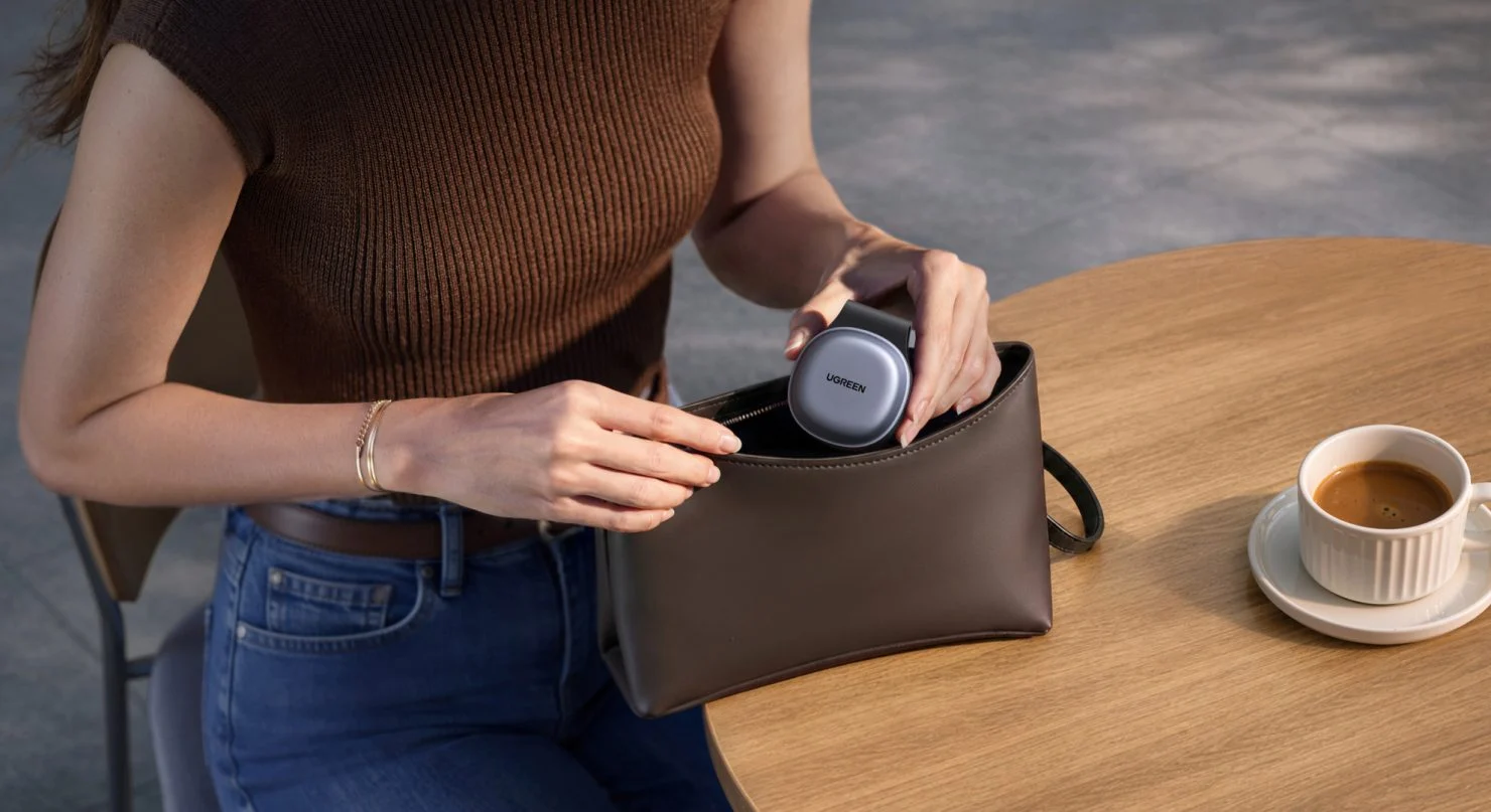 แท่นชาร์จแม่เหล็กแบบพับ พกชาร์จ iPhone และ AirPods ในชิ้นเดียว