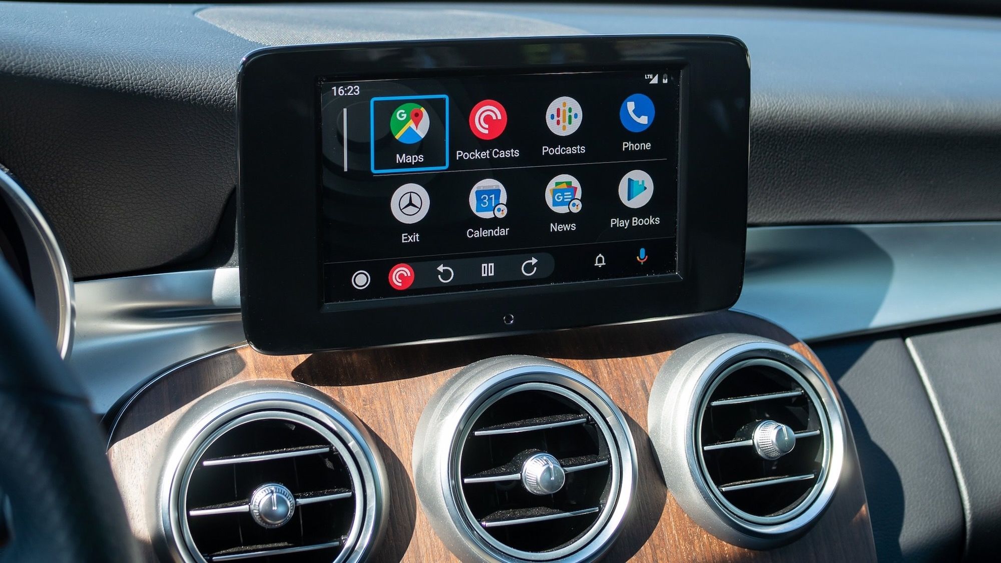 Android Auto bug บนมือถือพับจอ ปัญหาใหญ่เมื่อ Gemini โทร 911 ไม่ได้