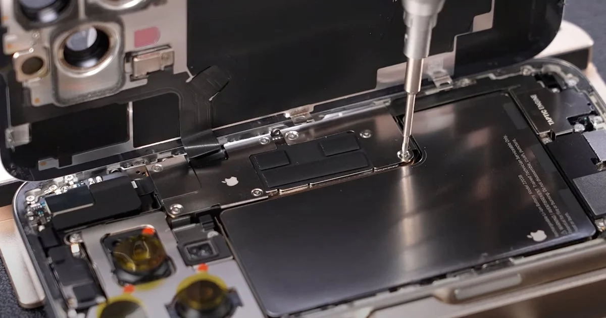 เทคโนโลยีแบตเตอรี่สมาร์ทโฟนใหม่ ดันความจุแตะ 10000 mAh โดยไม่ทำเครื่องหนา