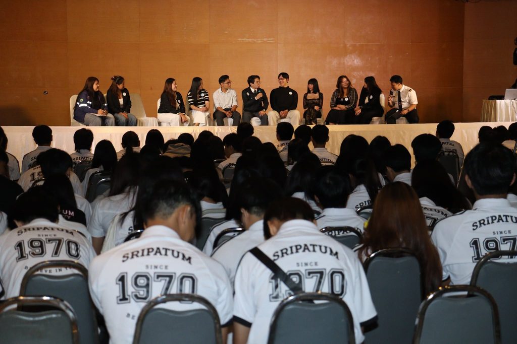 การเรียนรู้ AI เพื่อไม่ให้ตกขบวนทักษะแห่งอนาคต