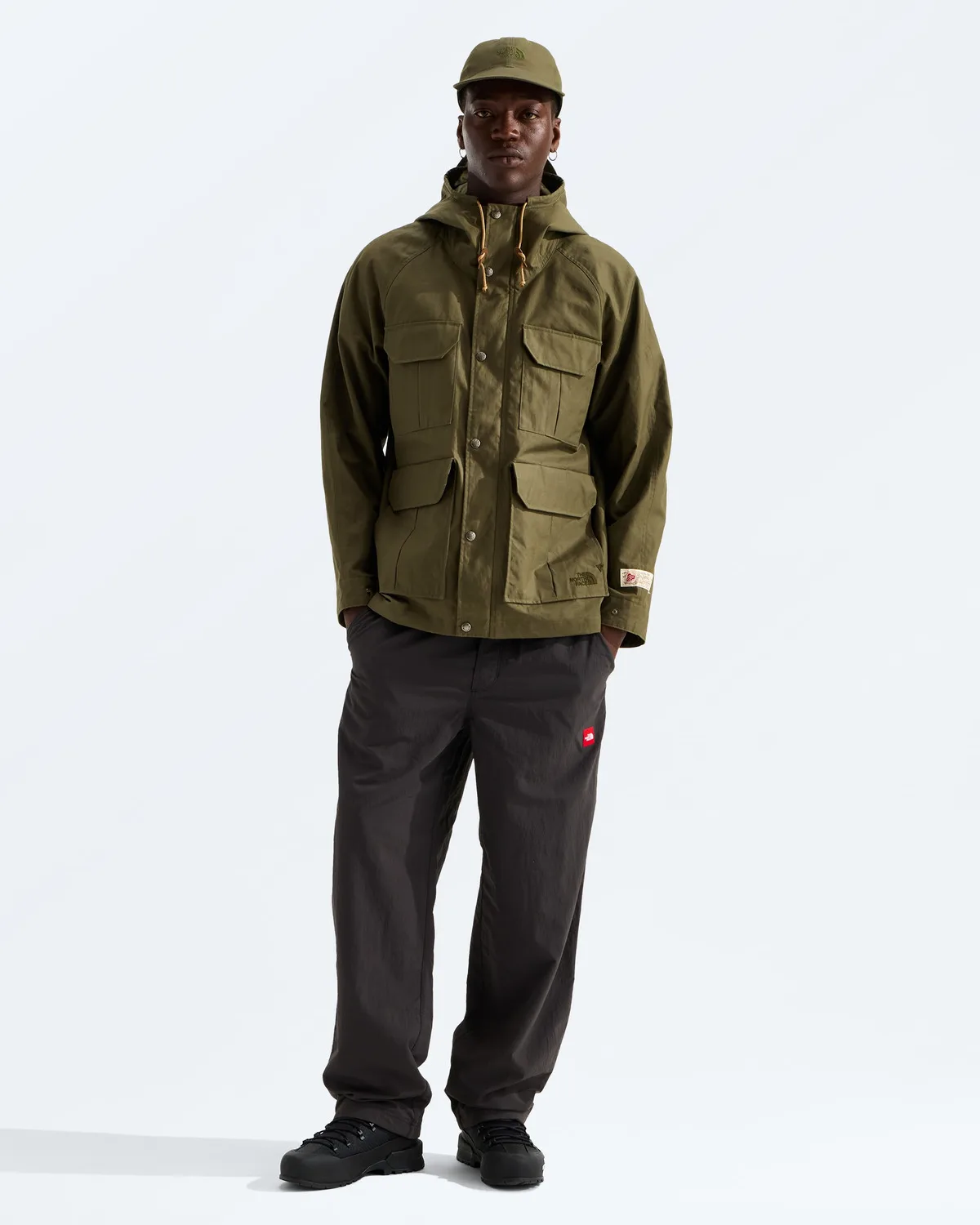 เมื่อ waxed cotton jacket กลายเป็นไอเท็มเมืองสาย heritage