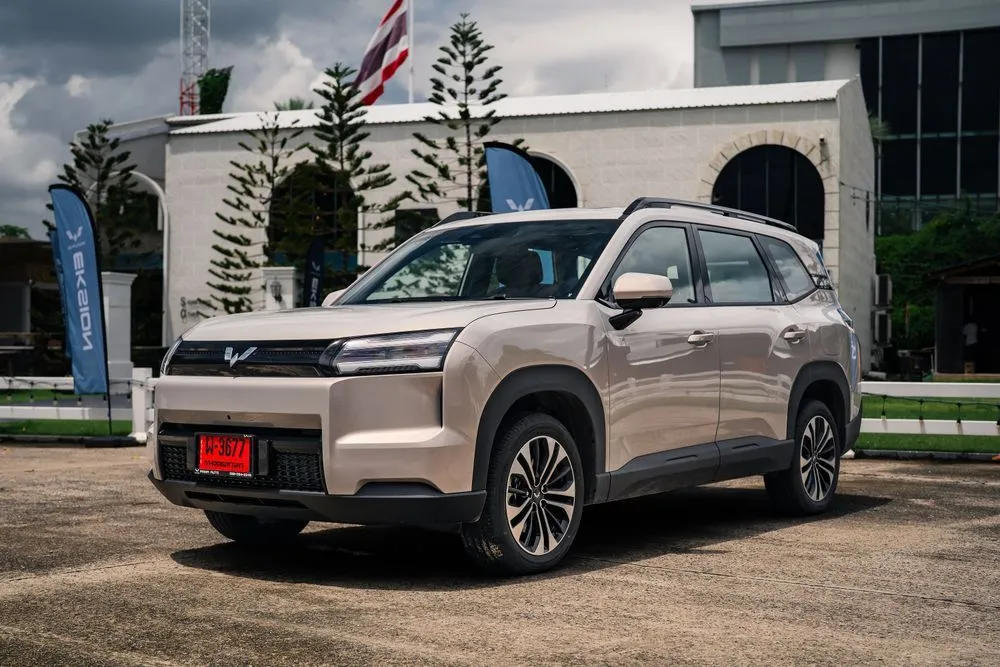 7-ที่นั่งไฟฟ้าคุ้มสุดตอนนี้ เลือก Wuling Eksion EV รุ่นไหนดี