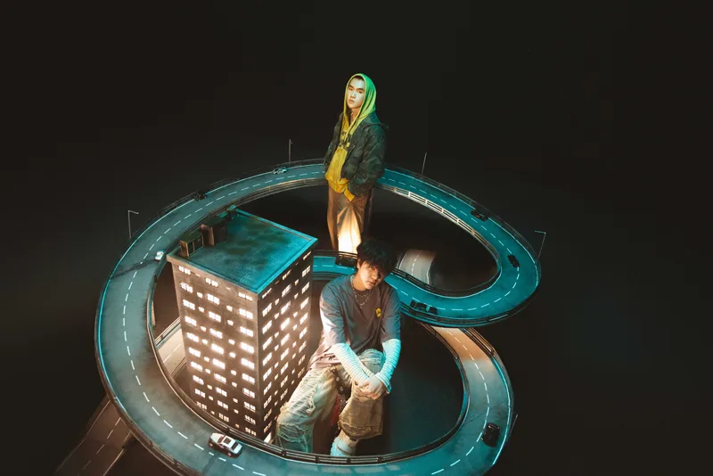 PUN และ THE TOYS เขย่าวงการด้วยคอแลปส์ ‘เขียว เหลือง แดง (Get high)’