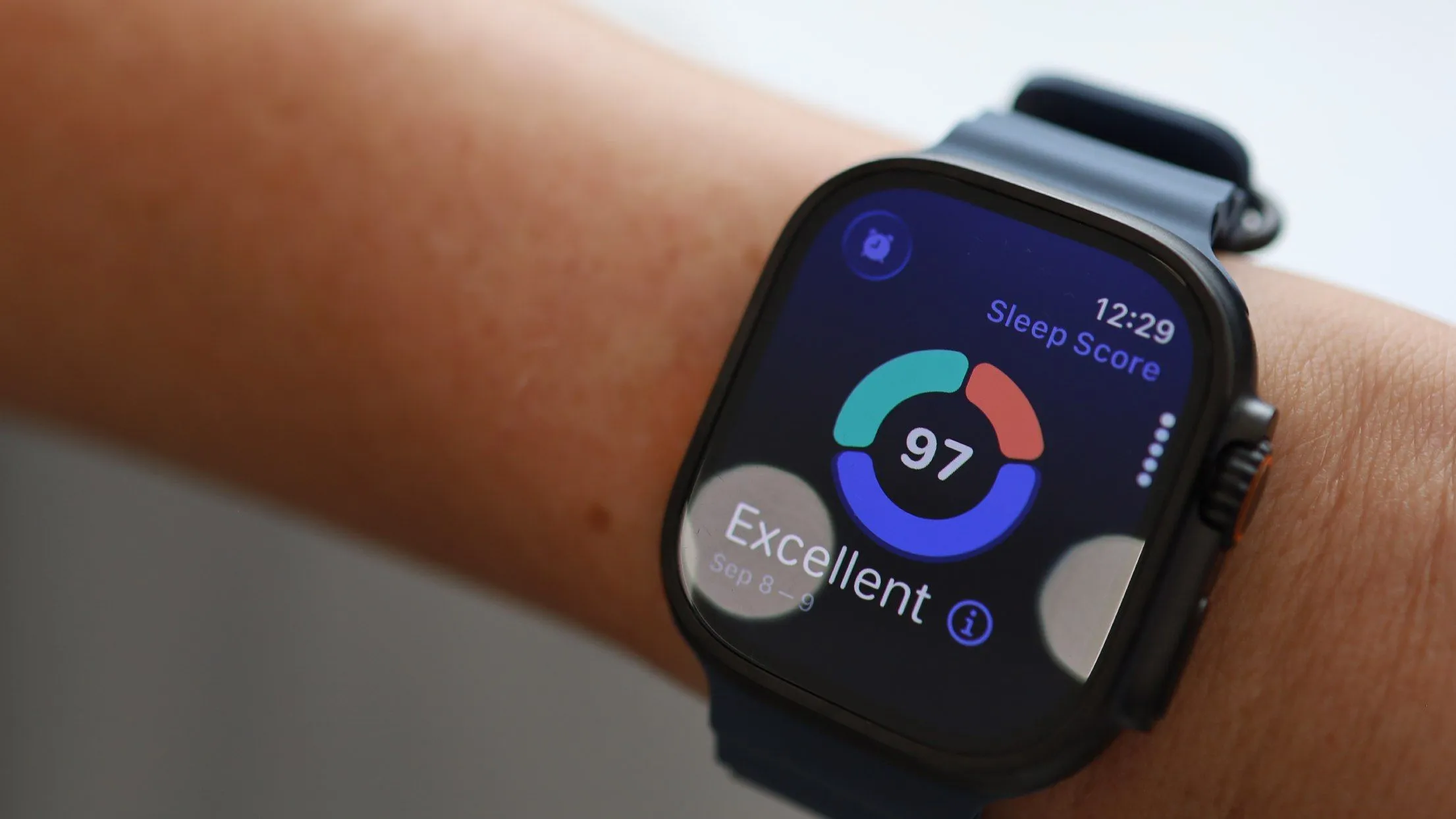 Apple Watch Ultra ลดหนัก เทียบดีล Ultra 3 กับ Ultra 4 รุ่นไหนคุ้มกว่า
