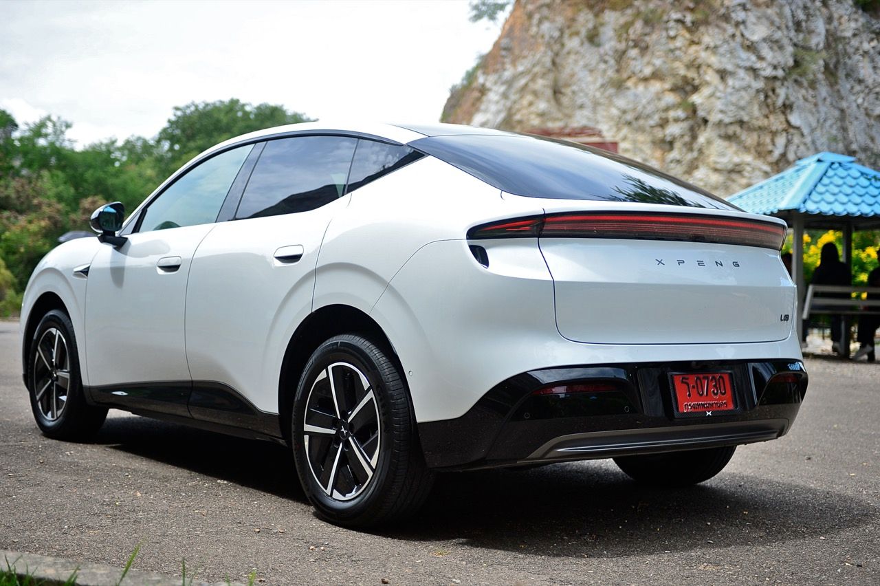 Xpeng L03 AI SUV Coupe ราคา 3 รุ่นย่อย คันเดียวจบสาย EV ครอบครัว