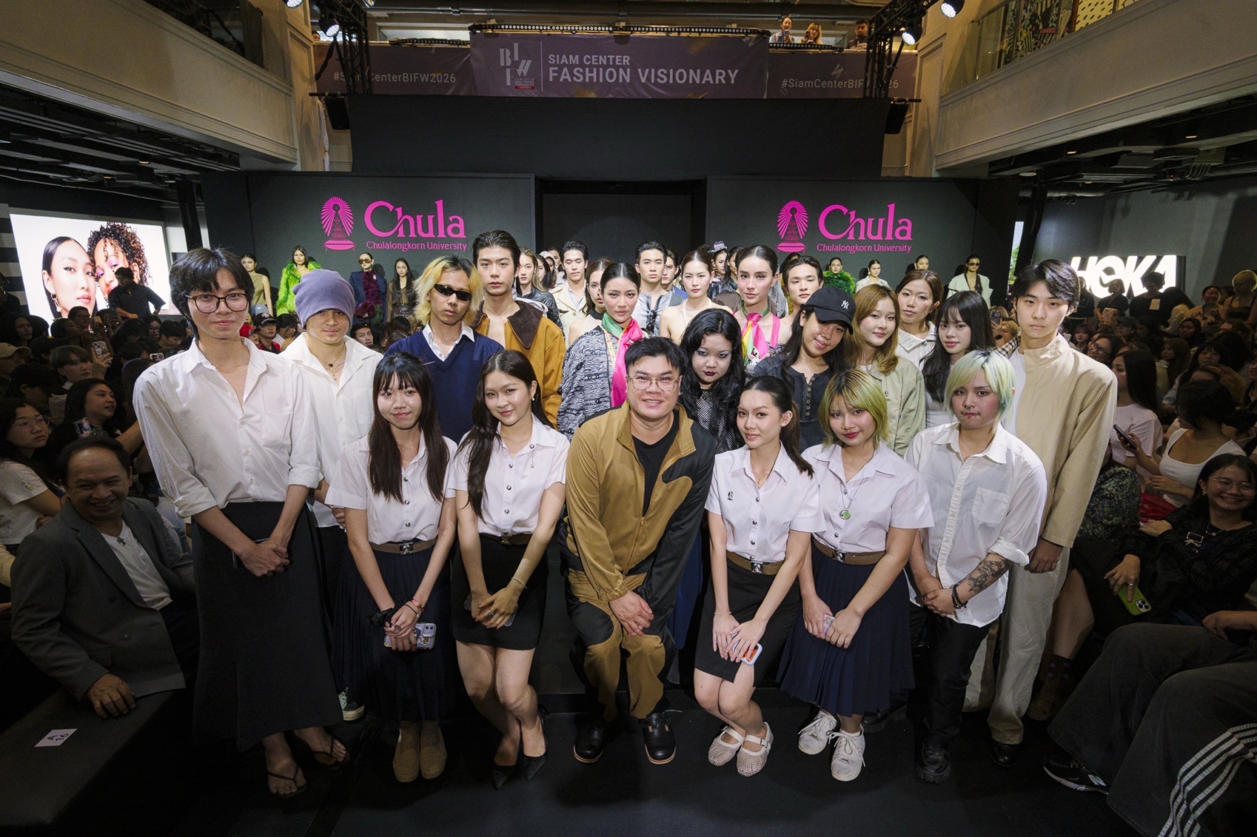 แฟชั่นวิชั่นนารีบนเวที Bangkok International Fashion Week จุดไฟคนรุ่นใหม่สู่รันเวย์เอเชีย
