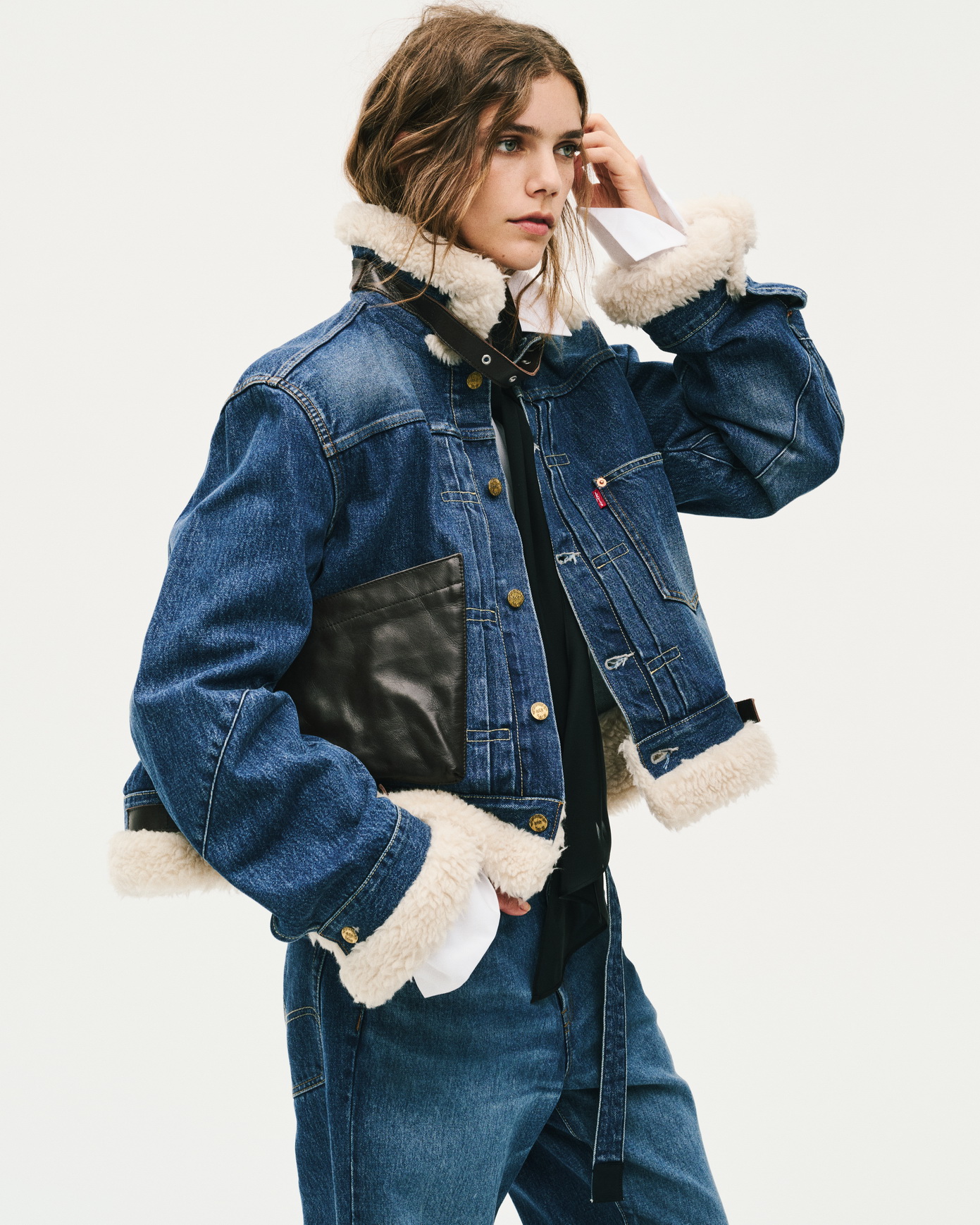 เดนิมถอดแบบสู่ไฮแฟชั่น Levi’s x sacai ครั้งที่ 3 ที่รื้อโครงสร้างแล้วประกอบใหม่