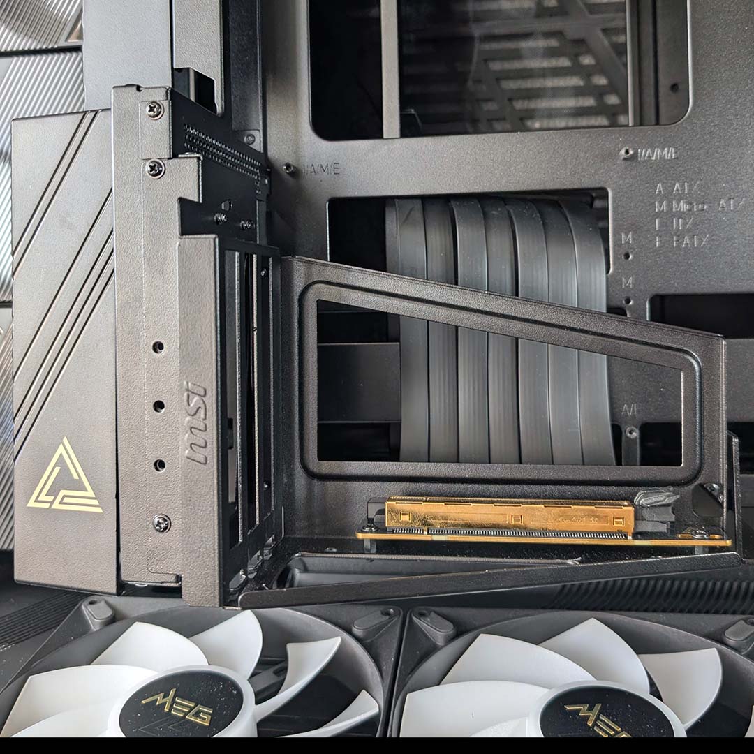 เลือกเคสเกือบไฮเอนด์หรือสุดทาง: NZXT H6 RGB+ vs MSI MEG Maestro 900R