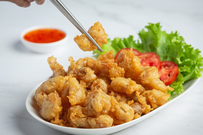 ขนมค่ำก่อนนอนแบบไหนช่วยให้หลับลึก และแบบไหนทำให้ตาค้าง