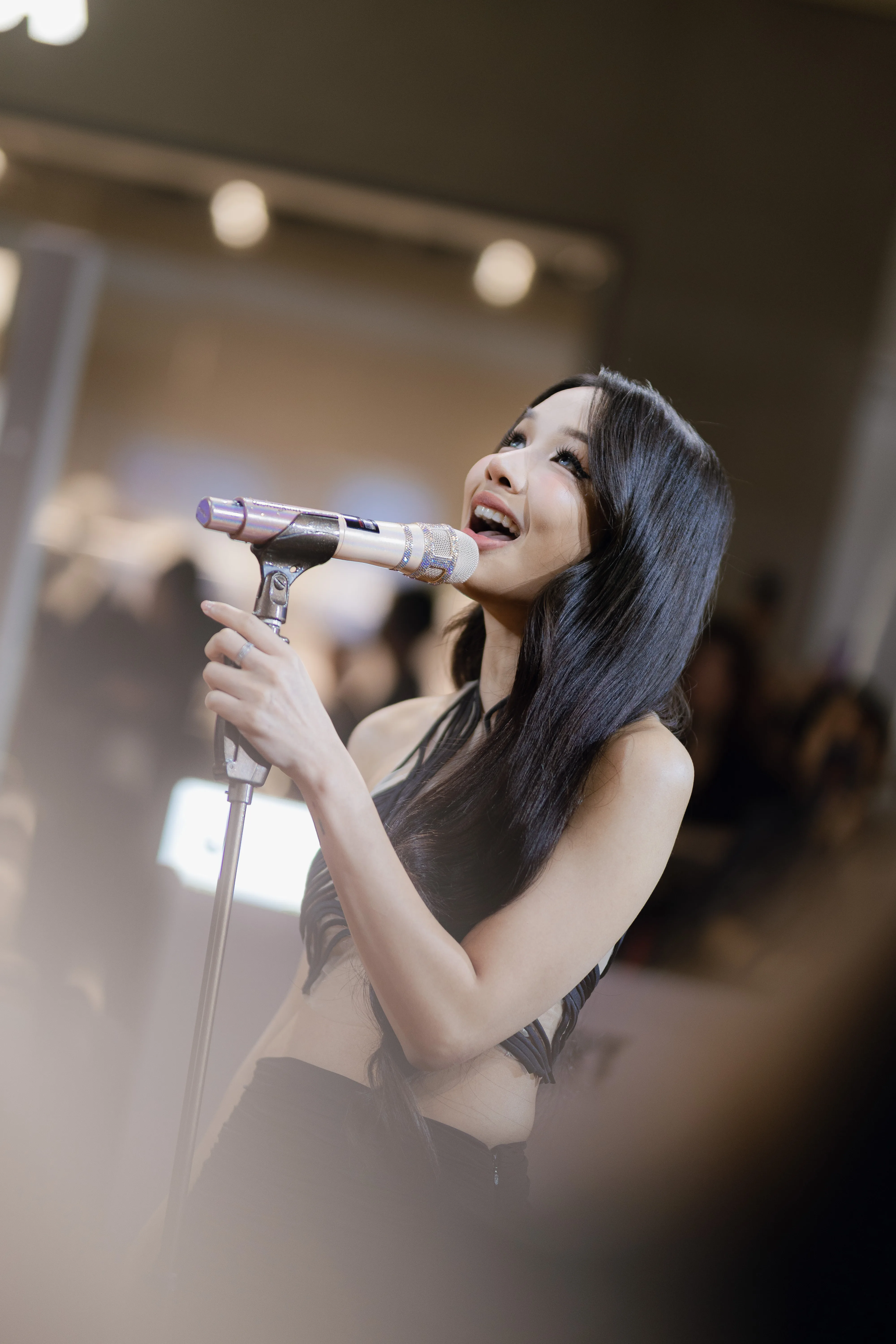 Art Meets Fashion เมื่อศิลปะและแฟชั่นหลอมรวมเป็นประสบการณ์ที่ Central Embassy