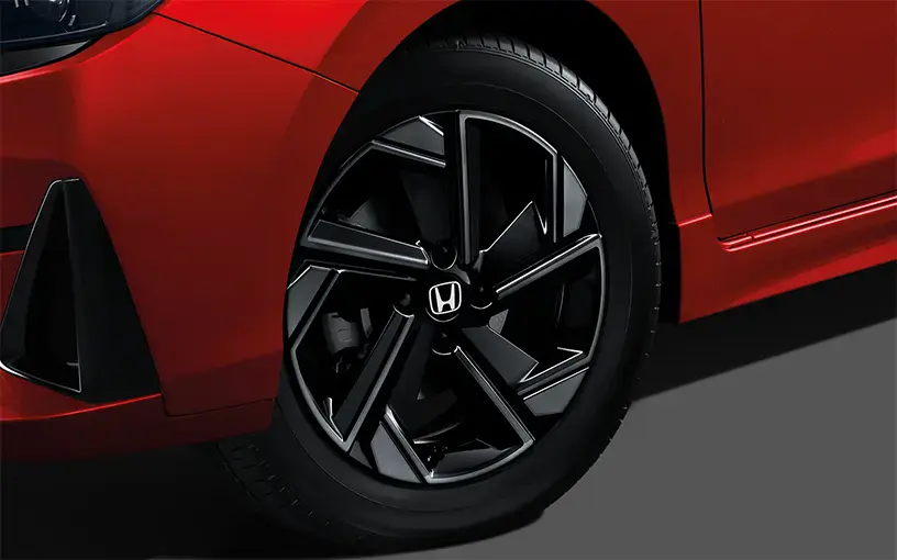 Honda City vs Toyota Yaris Cross เปรียบเทียบราคา สเปก และค่างวด