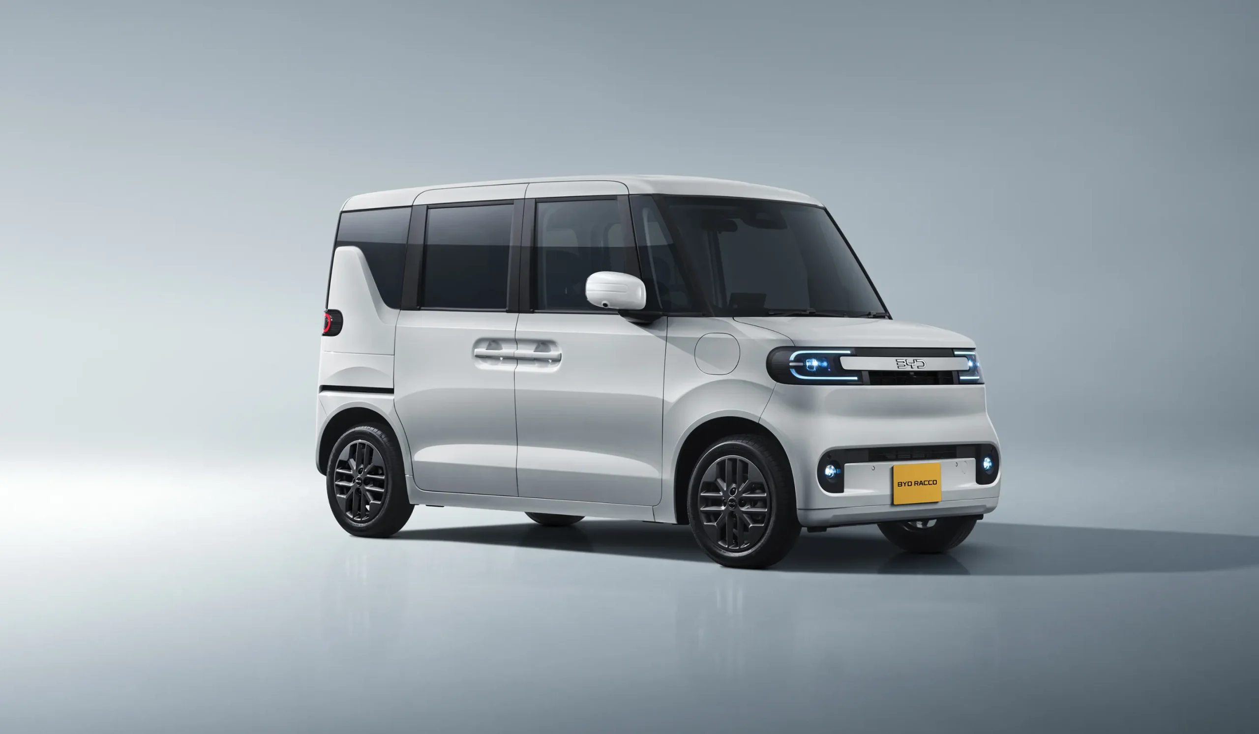 เปรียบเทียบ Kei Car ไฟฟ้าราคาต่ำ Suzuki e-SKY vs BYD Racco