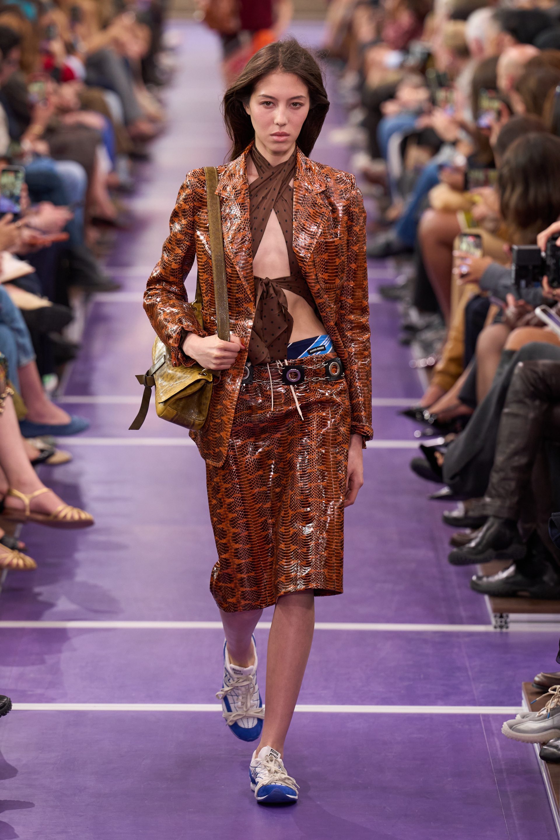 Here and Now เมื่อ Miu Miu ทำให้การแต่งตัวทุกวันดูคมขึ้น