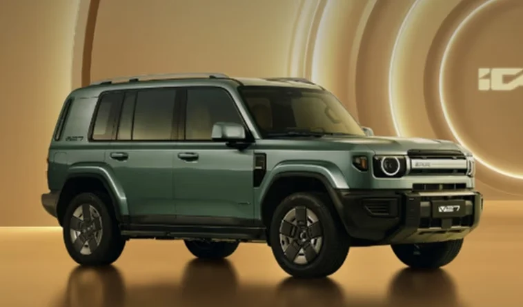 REEV SUV วิ่งไกล 300 กม. iCAUR V27 เทียบกับไฮบริดไฟฟ้า